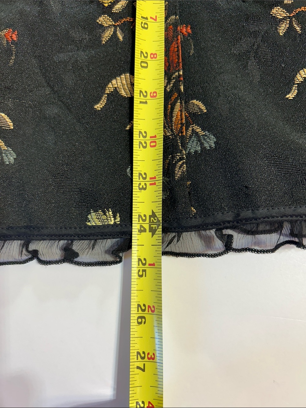 Chico's Black Floral Embroidered Zip Jacket Ruffle Trim Size 2 / US 12 Large - Picture 8 of 10